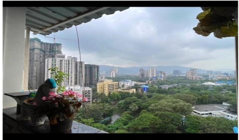 View (from property/room), Balcony/Terrace, City view