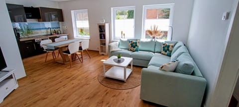 TV and multimedia, Kitchen or kitchenette, Living room, Seating area, Dining area, Evening entertainment