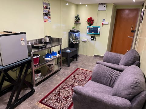 TV and multimedia, View (from property/room), Kitchen or kitchenette, Living room