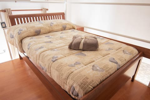 Bed, Photo of the whole room, Bedroom, bunk bed