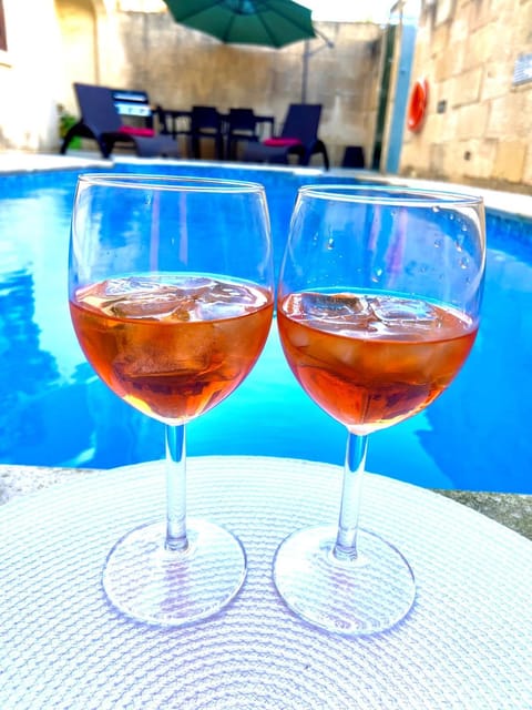 Pool view, Swimming pool, Drinks, sunbed