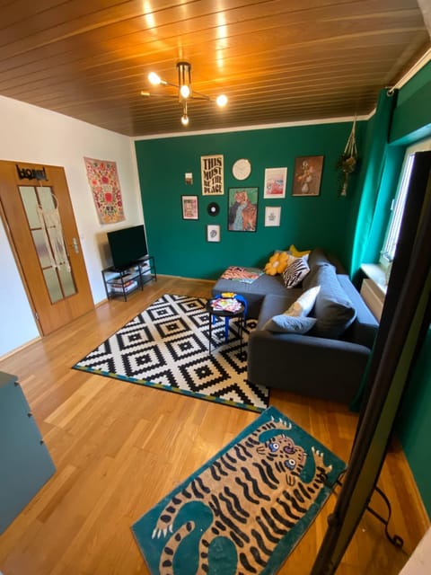 TV and multimedia, Living room, hair dresser