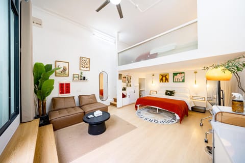 Photo of the whole room
