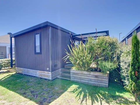 ***Mobil-home confortable 6 pers, 3 ch, 200m plage, piscine, fitness, marché local*** - FR-1-361A-67 House in Jullouville