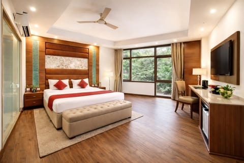 Communal lounge/ TV room, Bed, TV and multimedia, Photo of the whole room, Bedroom