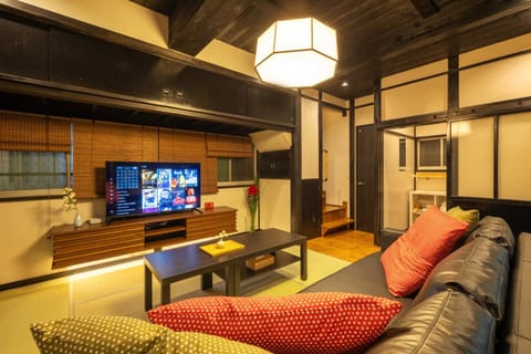 TV and multimedia, Living room