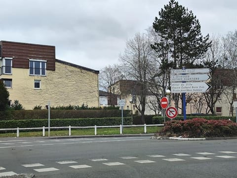 Superbe duplex de 64m2 - T2 proche Saclay Apartment in Île-de-France