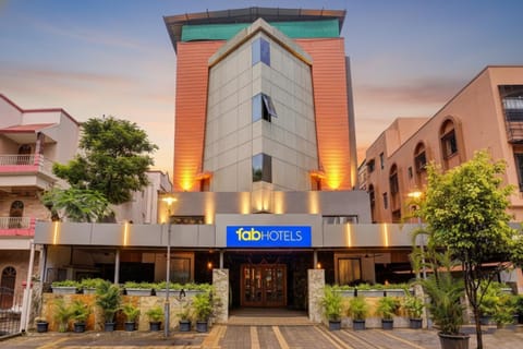Property building, Facade/entrance