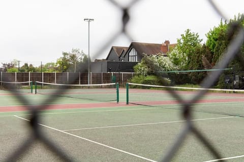 Stylish and homely 1 bed Edwardian Coach House Apartment in Colchester