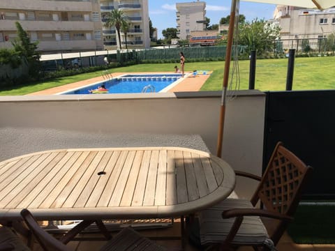 Pool view, Swimming pool