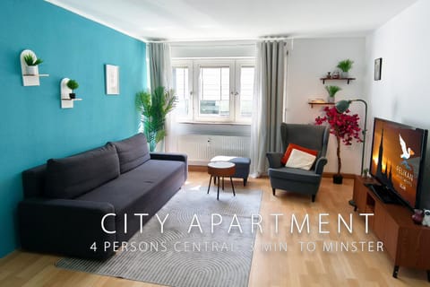 Communal lounge/ TV room, TV and multimedia, Living room