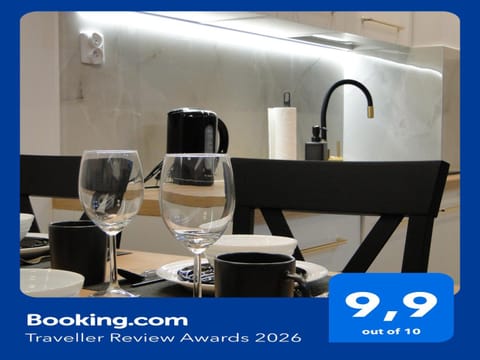 Kitchen or kitchenette, kitchen