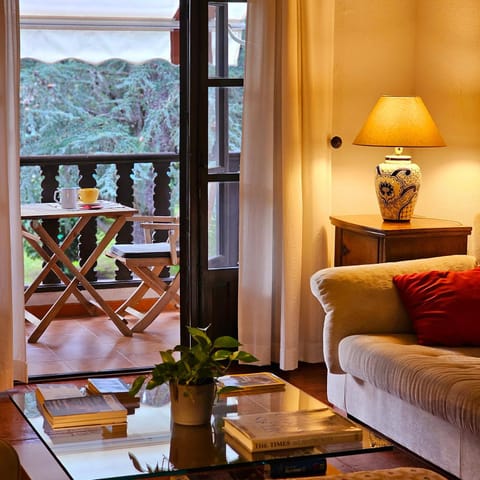 Balcony/Terrace, Living room