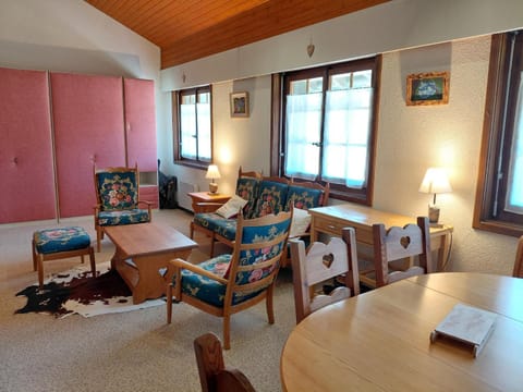 Résidence A9 - Les Myosotis Apartment in Canton of Vaud