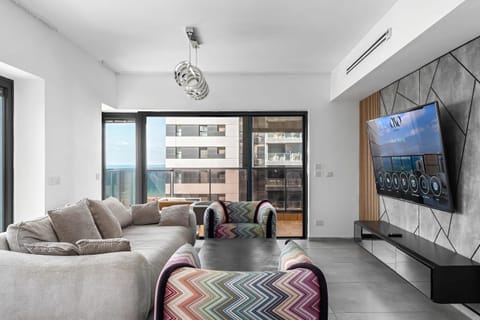 Communal lounge/ TV room, TV and multimedia, Living room, Seating area
