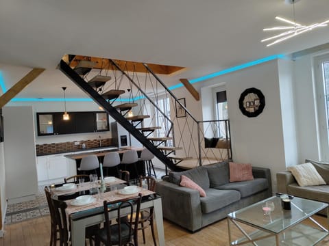 Living room, kitchen