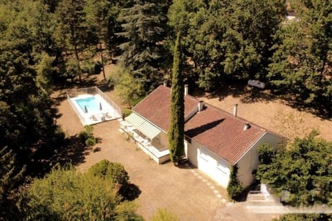 Bird's eye view, Swimming pool