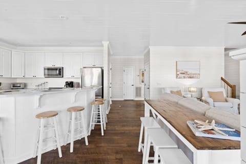 Better Together with private pool, ocean isle beach access House in Ocean Isle Beach