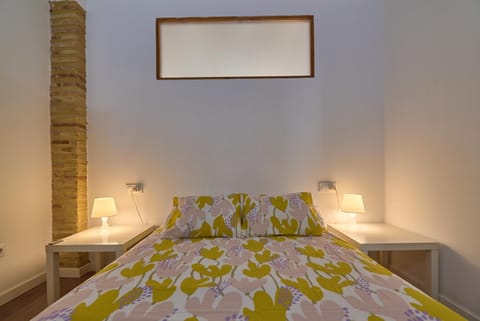 Apartamento minimalista en Matemático Marzal Apartment in Valencia