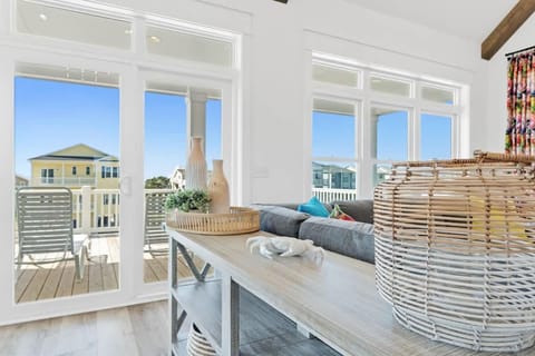 Livin` the Dream Brunswick Vacation Rentals Private heated pool House in Ocean Isle Beach