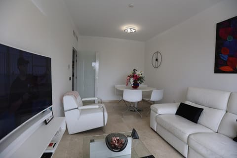 Magnifique, luxueux appartement en Top résidence Apartment in Benalmadena