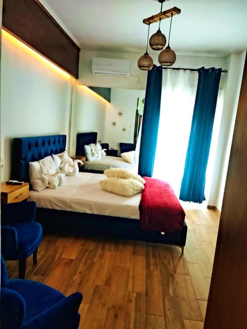 Bed, Photo of the whole room