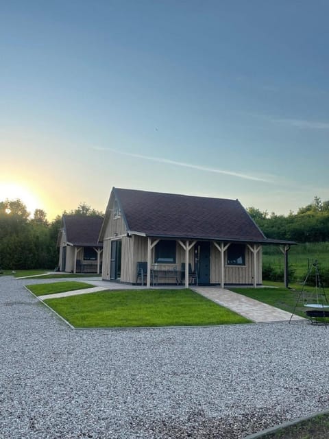 Domki letniskowe Chabrowa Dolina Gizycko Gajewo House in Lithuania