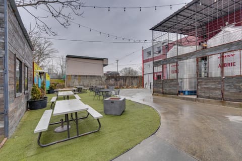 Comfy Kingsport Apartment - Walk to Brewery! Apartment in Kingsport