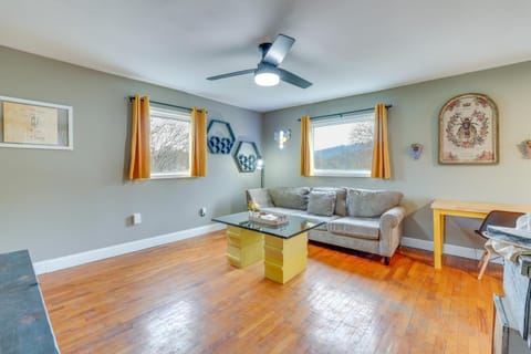 Quaint Kingsport Apartment Near Greenbelt Trail! Apartment in Kingsport