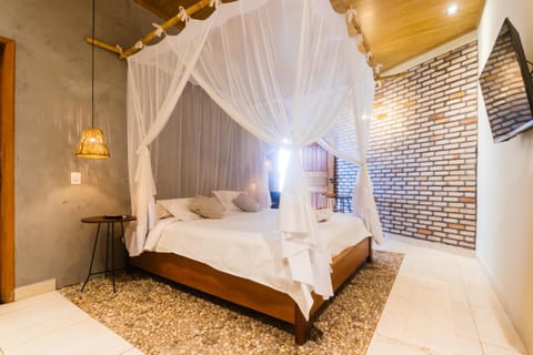 Bed, TV and multimedia, towels, air conditioner