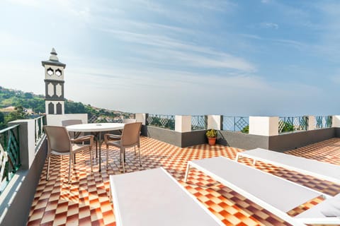 Patio, Natural landscape, View (from property/room), Balcony/Terrace, Mountain view, Sea view, sunbed