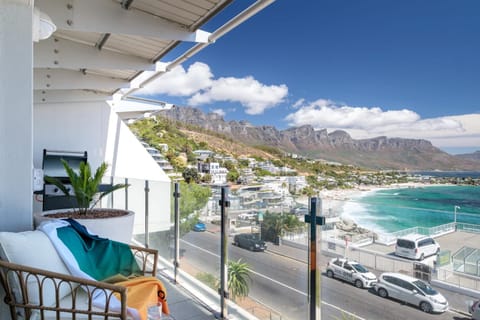 Property building, Neighbourhood, BBQ facilities, View (from property/room), Balcony/Terrace, Seating area, Mountain view, Sea view, Street view