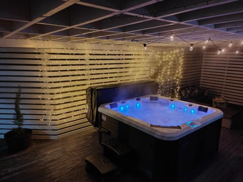 Hot Tub