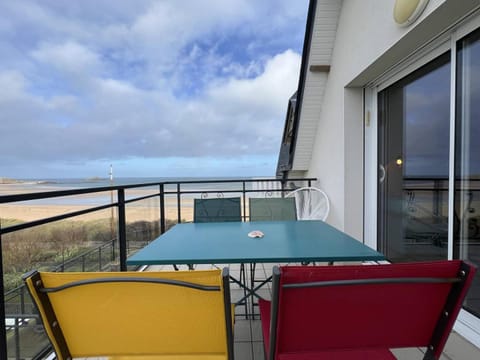 103 - Appartement vue mer pour 4 personnes Apartment in Brittany