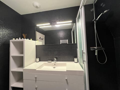 103 - Appartement vue mer pour 4 personnes Apartment in Brittany