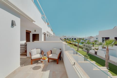 Day, View (from property/room), Balcony/Terrace, Seating area