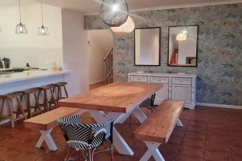 Khasia House - on the Golden Mile House in Western Cape