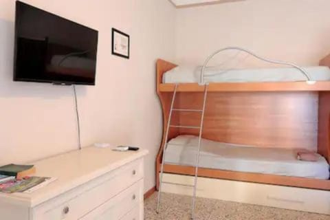 Comodo appartamento a Lizzano con Vista Apartment in Porretta Terme