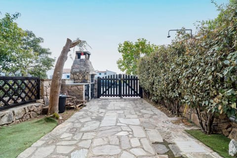 Villetta a schiera 750m SPIAGGIA 600m CENTRO House in Budoni