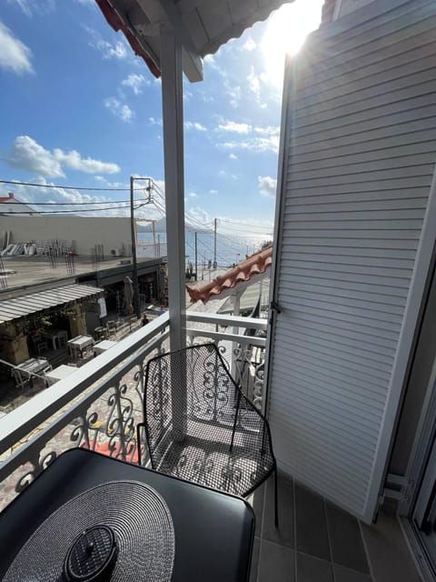 Patio, Day, View (from property/room), Balcony/Terrace, Mountain view, Sea view