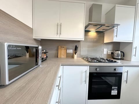 Turnstile Place by Blue Skies Stays House in Middlesbrough