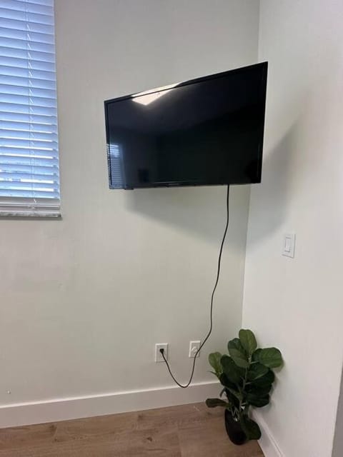 Miami Coral Gables Studio near Airport and Beaches Apartment in Coral Gables