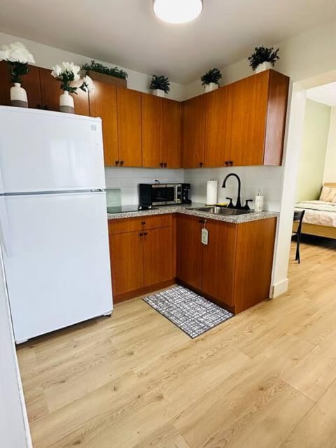 Miami Coral Gables Studio near Airport and Beaches Apartment in Coral Gables