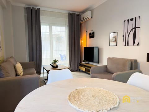 Communal lounge/ TV room, Living room, Seating area