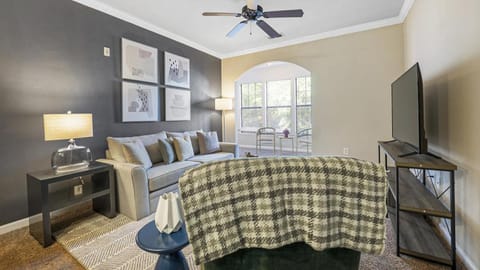 Landing Modern Apartment with Amazing Amenities (ID9830X28) Apartment in Greer