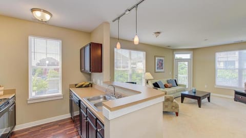 Landing Modern Apartment with Amazing Amenities (ID1403X228) Apartment in Fishers