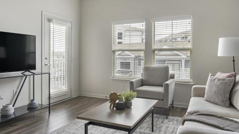 Landing Modern Apartment with Amazing Amenities (ID9014X92) Apartment in Nashville