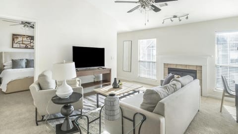 Landing Modern Apartment with Amazing Amenities (ID1281X201) Apartment in Vestavia Hills