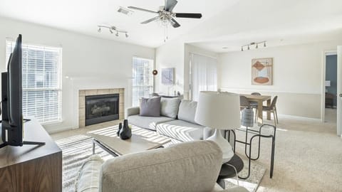 Landing Modern Apartment with Amazing Amenities (ID1281X201) Apartment in Vestavia Hills