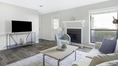 Landing Modern Apartment with Amazing Amenities (ID1002X045) Apartment in Peachtree Corners